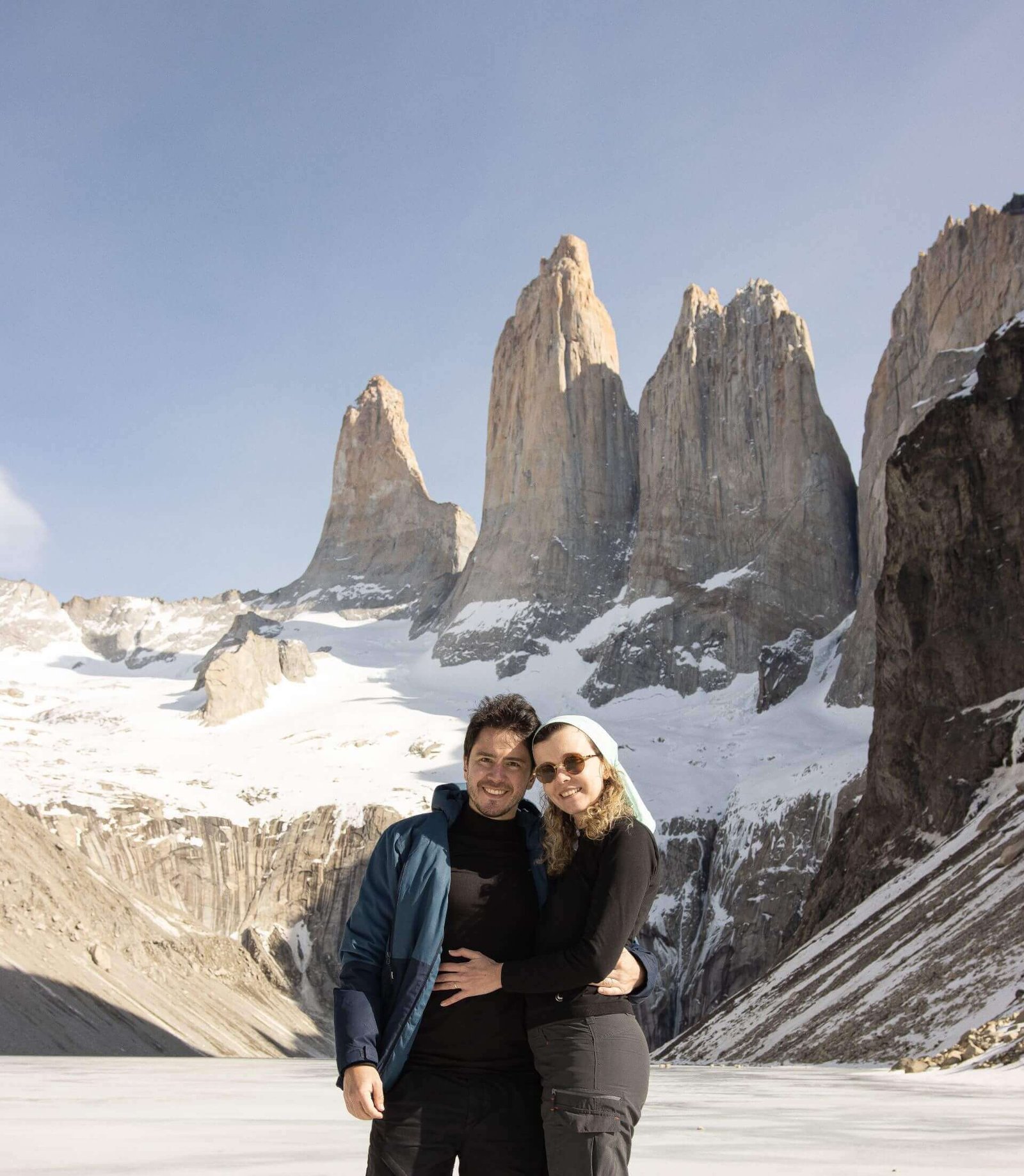 Trekking al Mirador Base Torres con salida desde Puerto Natales